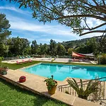 La Roméo, Piscine Et Appartement *