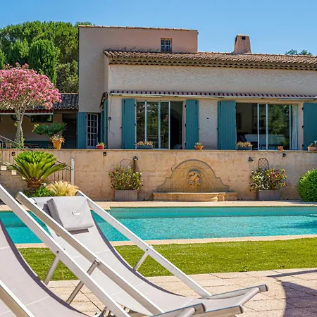 La Roméo, Piscine Et