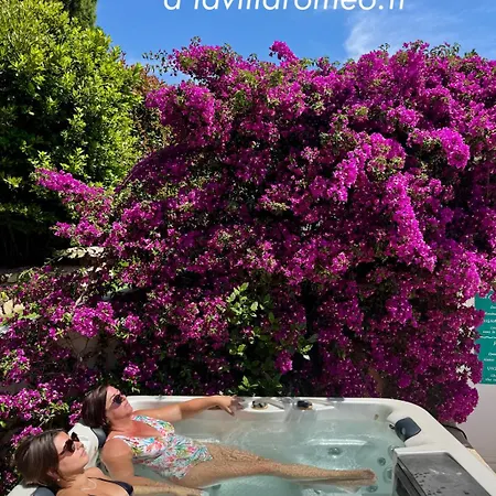 La Romeo, Piscine Et Апартаменты *